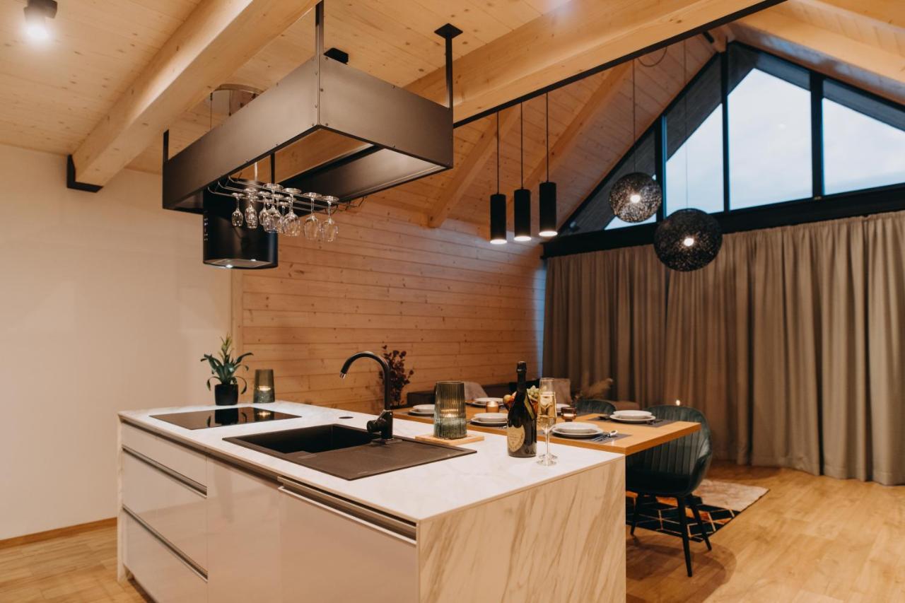 Skri Chalets Липтовски-Микулаш Экстерьер фото